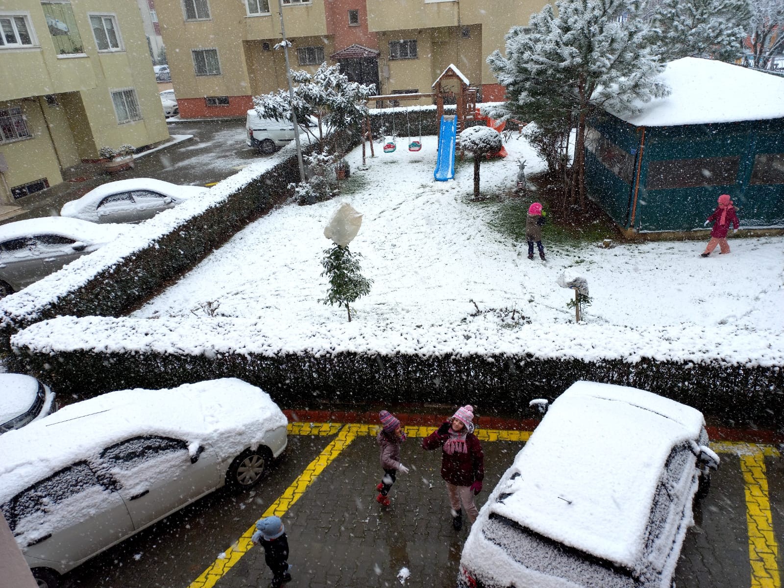 sitemizden-kar-manzarasi